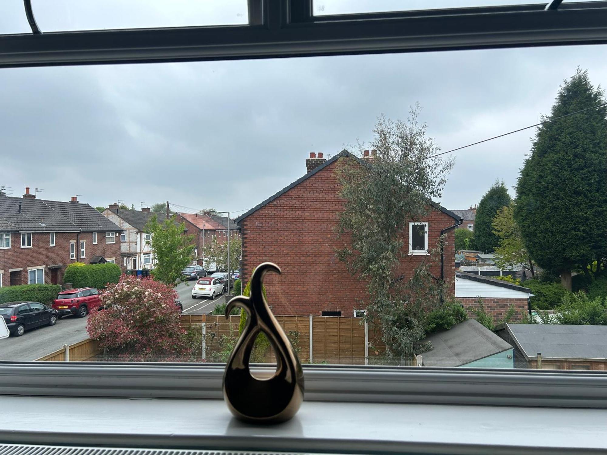 Hazel Grove Quiet Double Bedroom With Garden View, Breakfast מראה חיצוני תמונה